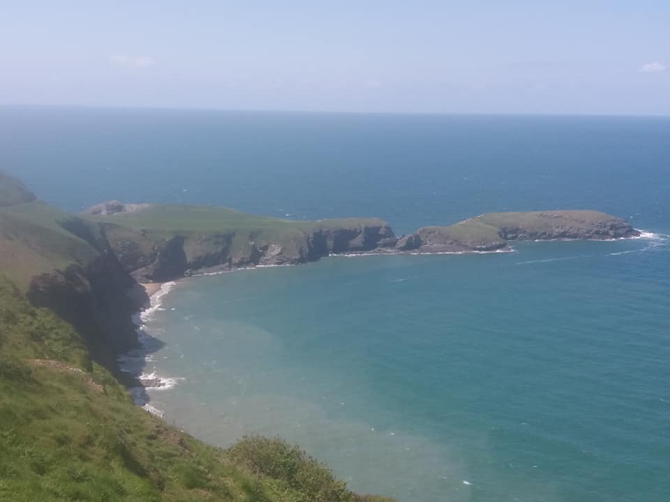 ynys llochtyn
